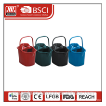 plastic mop bucket w/wheels